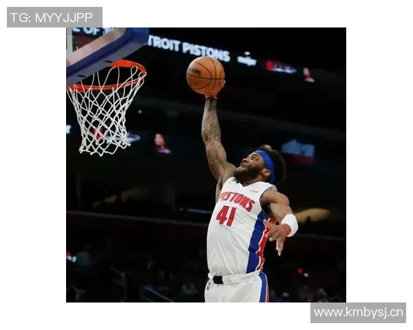 韦尔半场表现出色9投5中贡献12分7篮板1次抢断展现文班实力