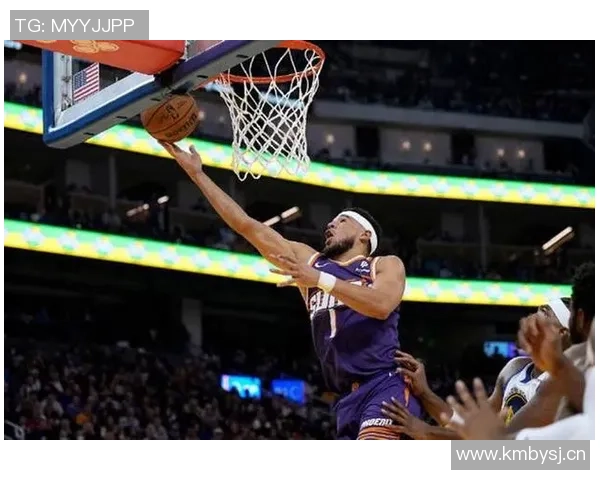 小凯文波特上半场表现出色下半场状态下滑仅得2分