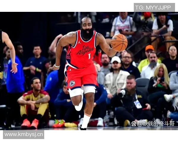 哈登坚定表示不减轻工作量将全力承担球队责任与压力